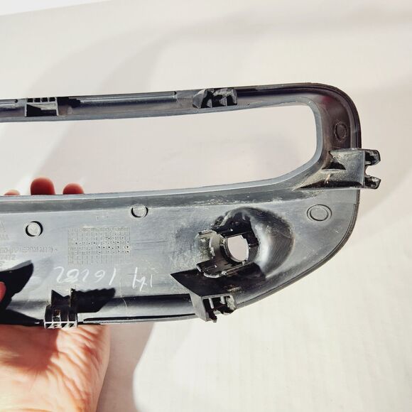 2019 20 21 22 2023 Ram 2500 3500 RH Passenger Fog Light Bezel OEM 68384312AA - Picture 5 of 11